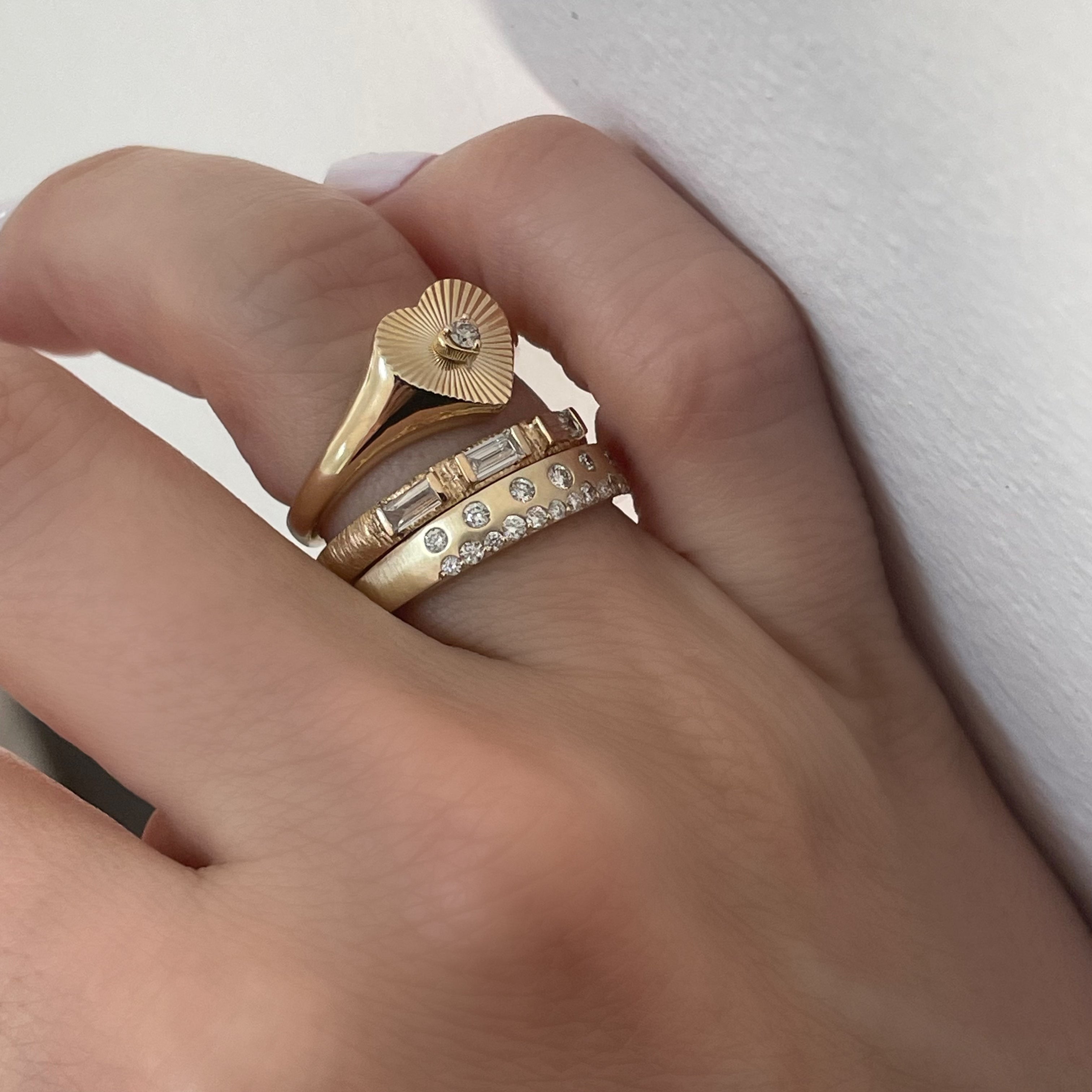 Natural Pavé Luminous Band